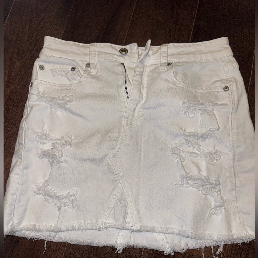 American eagle white jean skirt